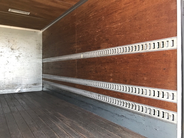 日産アトラスアルミバン小型（2t・3t）[写真12]