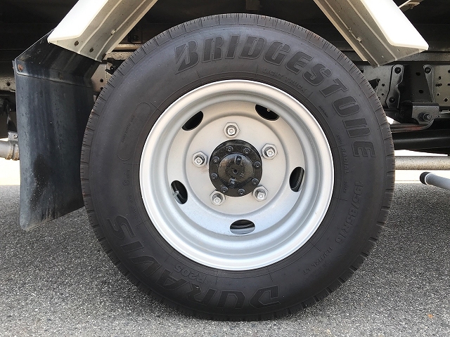 日産アトラスアルミバン小型（2t・3t）[写真22]