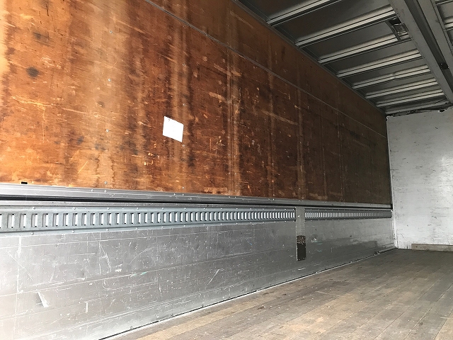 日野レンジャーアルミウイング中型（4t）[写真11]