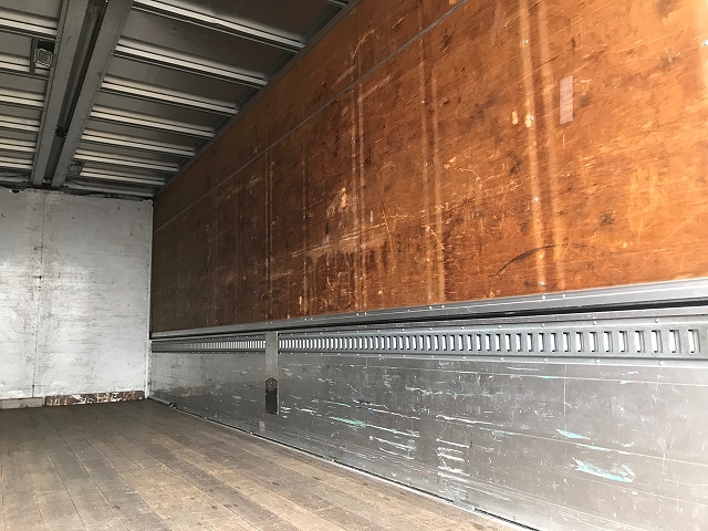 日野レンジャーアルミウイング中型（4t）[写真12]