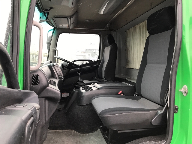 日野レンジャーアルミウイング中型（4t）[写真19]