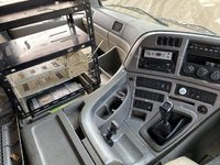 UDトラックスクオンミキサー車（コンクリートミキサー）大型（10t）[写真24]