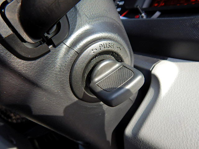 日野デュトロ平ボディ小型（2t・3t）[写真21]