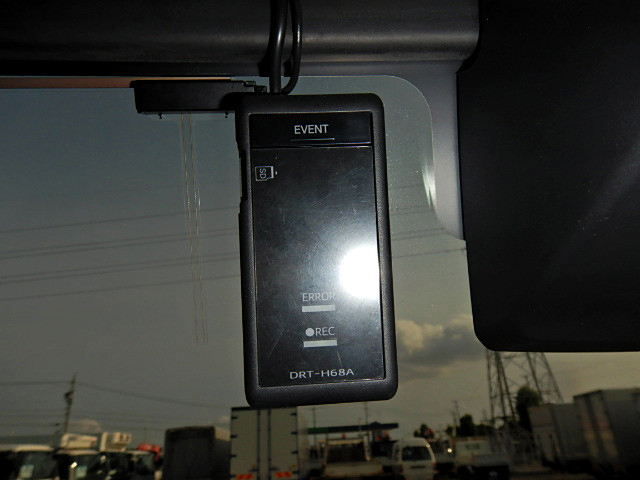 日野デュトロ平ボディ小型（2t・3t）[写真24]