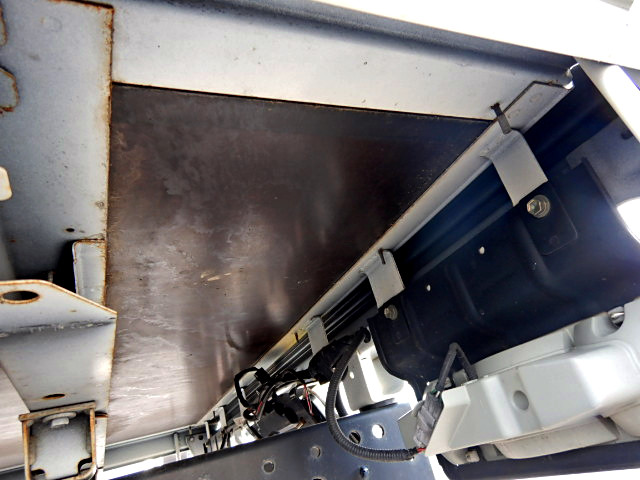 日野デュトロ平ボディ小型（2t・3t）[写真35]