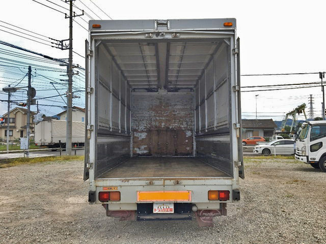いすゞフォワード幌ウイング中型（4t）[写真10]