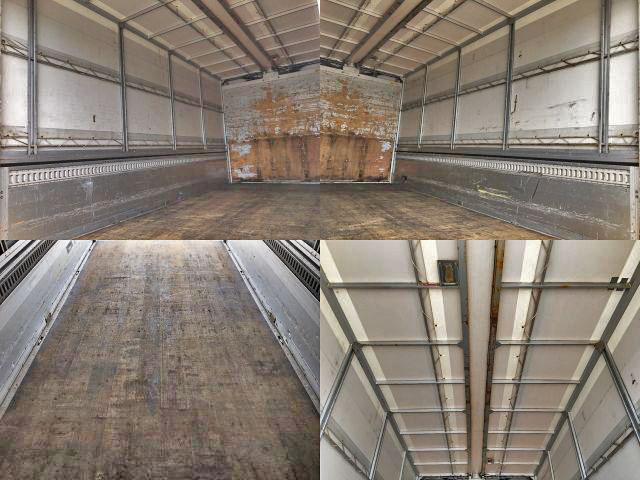 いすゞフォワード幌ウイング中型（4t）[写真11]