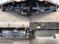 いすゞフォワード幌ウイング中型（4t）[写真20]