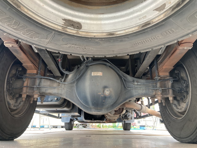 いすゞフォワード幌ウイング中型（4t）[写真24]