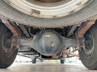 いすゞフォワード幌ウイング中型（4t）[写真24]