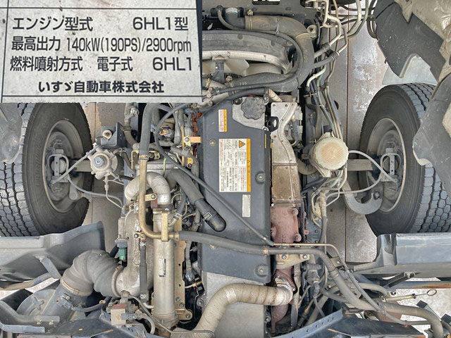 いすゞフォワード幌ウイング中型（4t）[写真25]