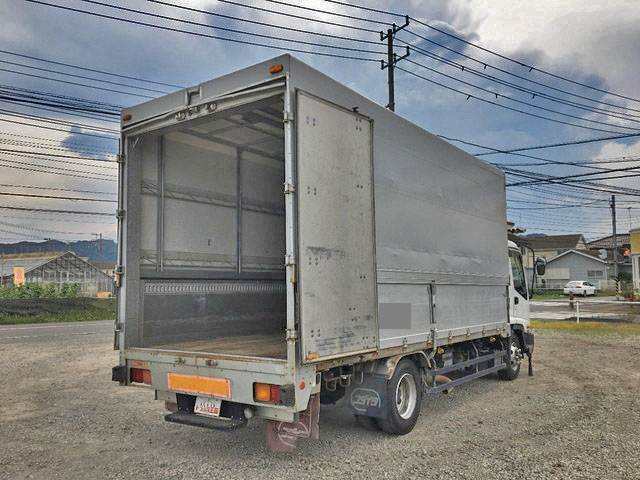 いすゞフォワード幌ウイング中型（4t）[写真03]