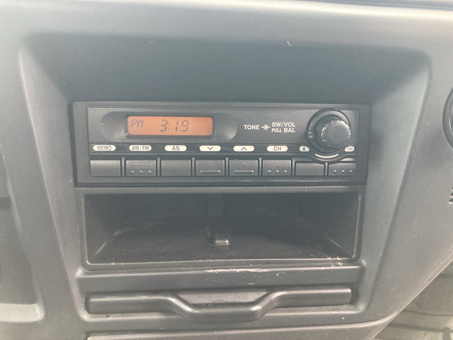 いすゞフォワード幌ウイング中型（4t）[写真35]