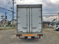 いすゞフォワード幌ウイング中型（4t）[写真09]