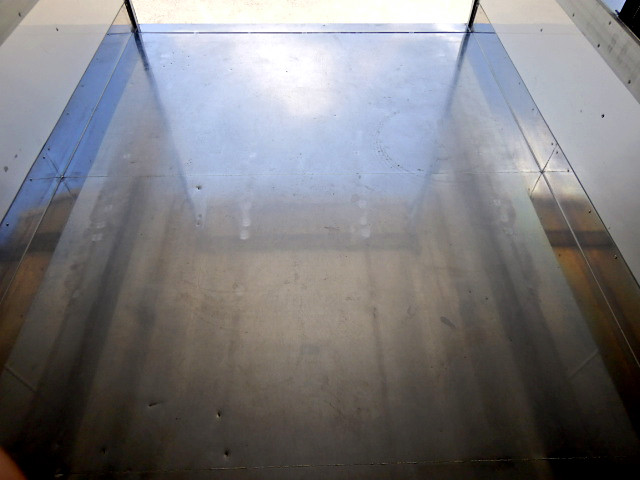 いすゞエルフパネルバン小型（2t・3t）[写真11]