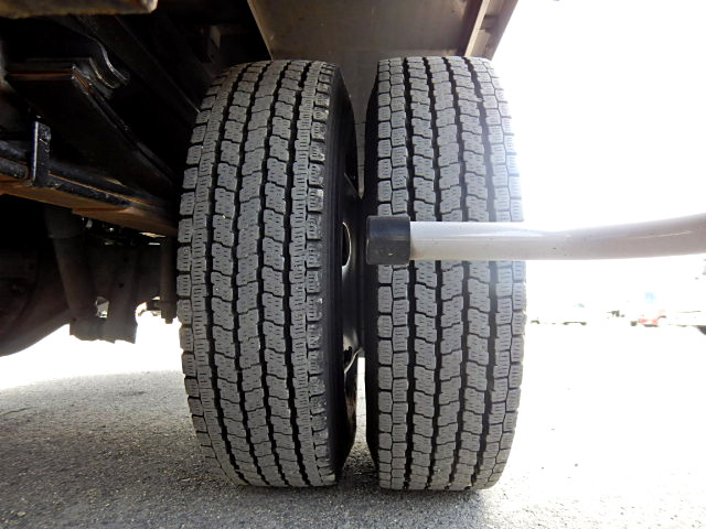 いすゞエルフパネルバン小型（2t・3t）[写真18]