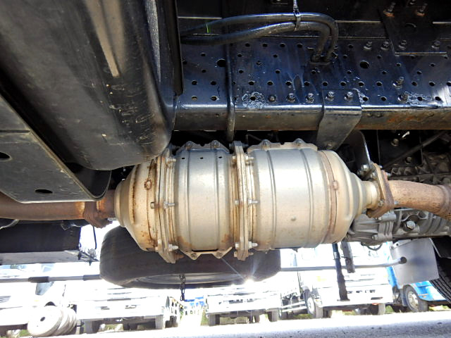 いすゞエルフパネルバン小型（2t・3t）[写真34]