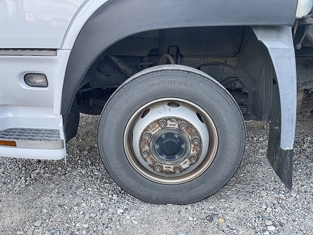 UDトラックスクオンアルミウイング大型（10t）[写真14]