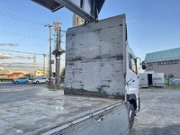 UDトラックスクオンアルミウイング大型（10t）[写真16]