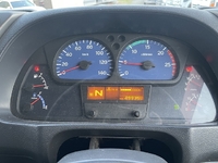 UDトラックスクオンアルミウイング大型（10t）[写真33]