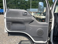 いすゞエルフパネルバン小型（2t・3t）[写真23]