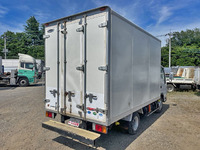 いすゞエルフパネルバン小型（2t・3t）[写真02]