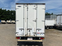 いすゞエルフパネルバン小型（2t・3t）[写真09]