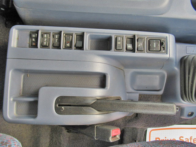 日野レンジャー冷凍車（冷蔵車）中型（4t）[写真35]