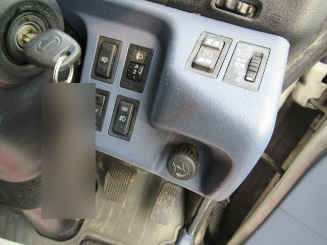 日野レンジャー冷凍車（冷蔵車）中型（4t）[写真39]