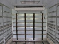 日野レンジャー冷凍車（冷蔵車）中型（4t）[写真09]