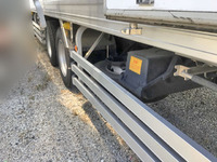 日野プロフィア冷凍車（冷蔵車）大型（10t）[写真19]