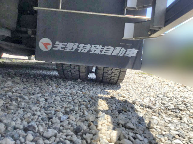 日野プロフィア冷凍車（冷蔵車）大型（10t）[写真24]