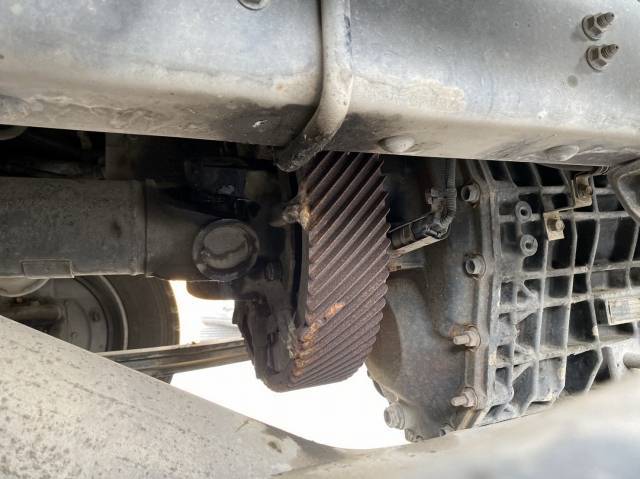 いすゞギガアルミウイング大型（10t）[写真18]