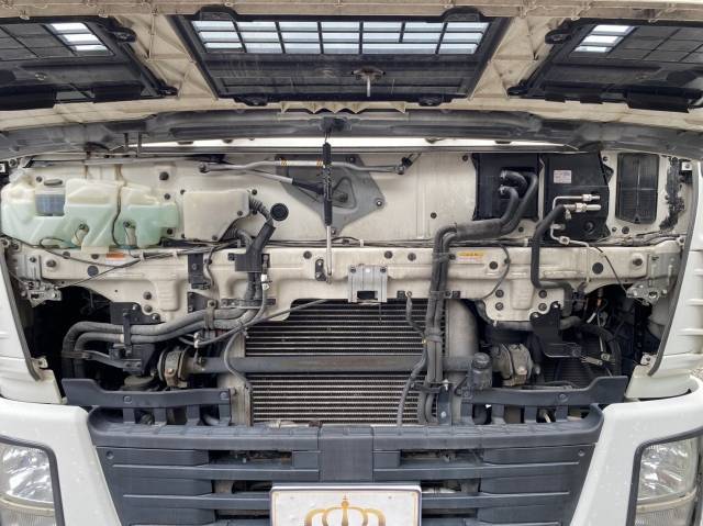 いすゞギガアルミウイング大型（10t）[写真28]