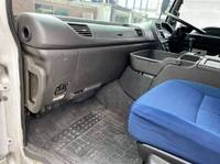 いすゞギガアルミウイング大型（10t）[写真33]