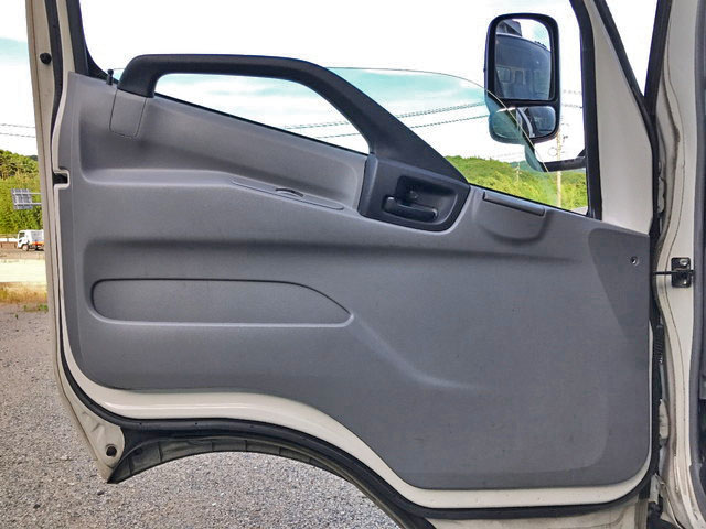 日野デュトロアルミウイング小型（2t・3t）[写真25]