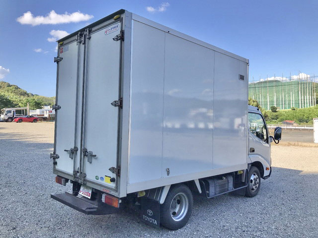トヨタダイナパネルバン小型（2t・3t）[写真02]