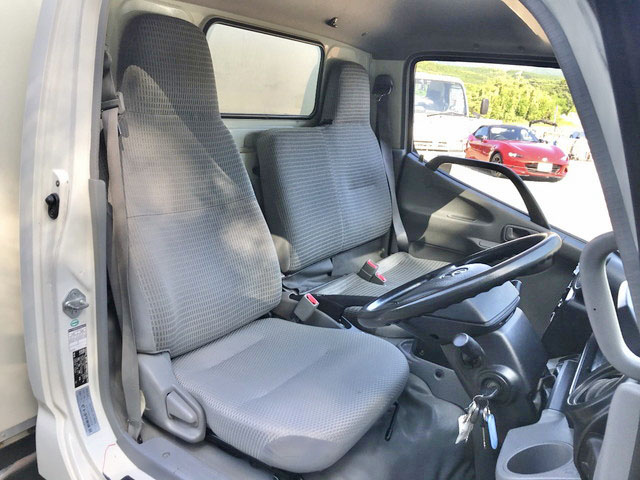 トヨタダイナパネルバン小型（2t・3t）[写真34]