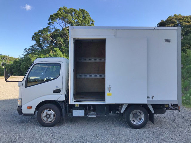 トヨタダイナパネルバン小型（2t・3t）[写真06]