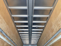 UDトラックスクオンアルミウイング大型（10t）[写真13]