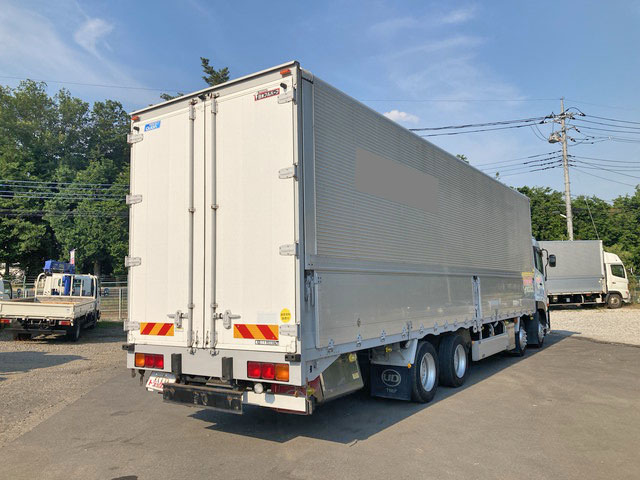 UDトラックスクオンアルミウイング大型（10t）[写真02]