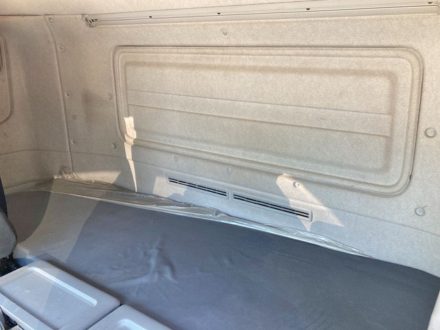 UDトラックスクオンアルミウイング大型（10t）[写真33]