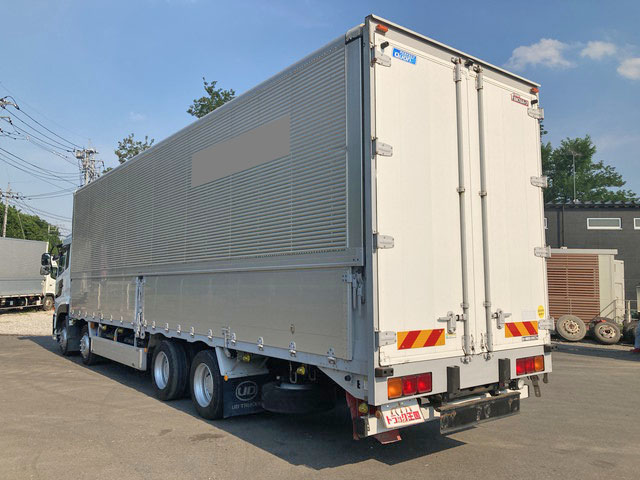 UDトラックスクオンアルミウイング大型（10t）[写真04]