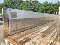 いすゞギガアルミブロック大型（10t）[写真13]