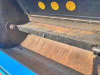 いすゞエルフパッカー車（塵芥車）小型（2t・3t）[写真14]