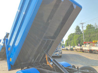 いすゞエルフパッカー車（塵芥車）小型（2t・3t）[写真22]