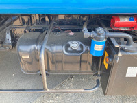 いすゞエルフパッカー車（塵芥車）小型（2t・3t）[写真24]