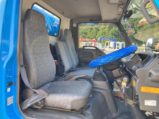 いすゞエルフパッカー車（塵芥車）小型（2t・3t）[写真36]