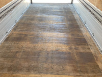 三菱ふそうキャンターアルミウイング小型（2t・3t）[写真16]