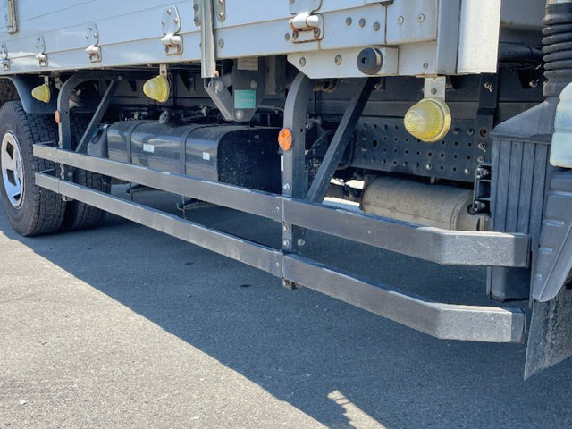 三菱ふそうキャンターアルミウイング小型（2t・3t）[写真18]